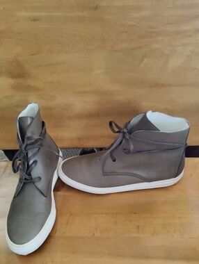 EUC Pierre Hardy Limited Seasonal Production Olive Chukka & Black Soles Size 45